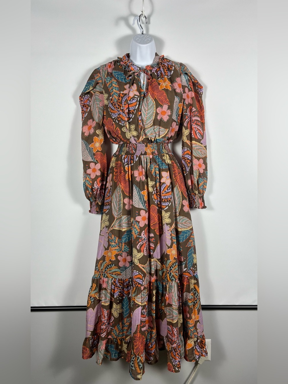 Fate Brown Floral Tie-Neck Maxi Dress with Multicolor Leaves Size Small